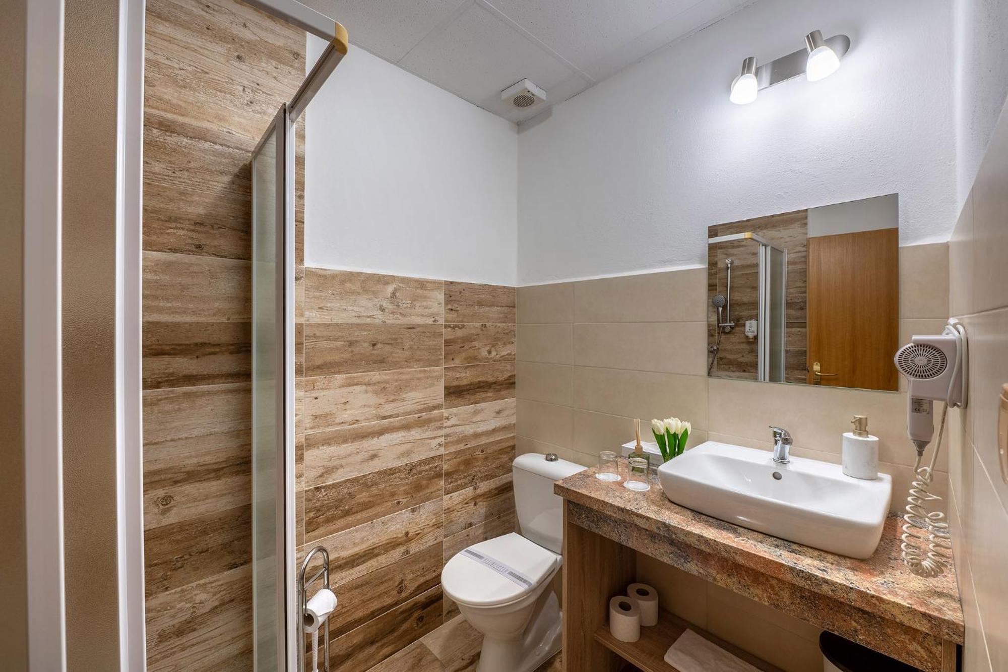 Rodinny Hotel Myslivna Třeboň Esterno foto