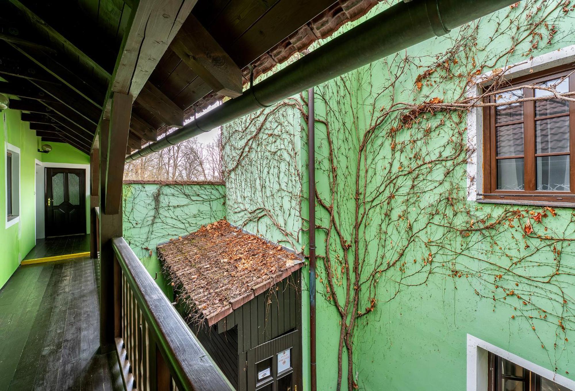 Rodinny Hotel Myslivna Třeboň Esterno foto